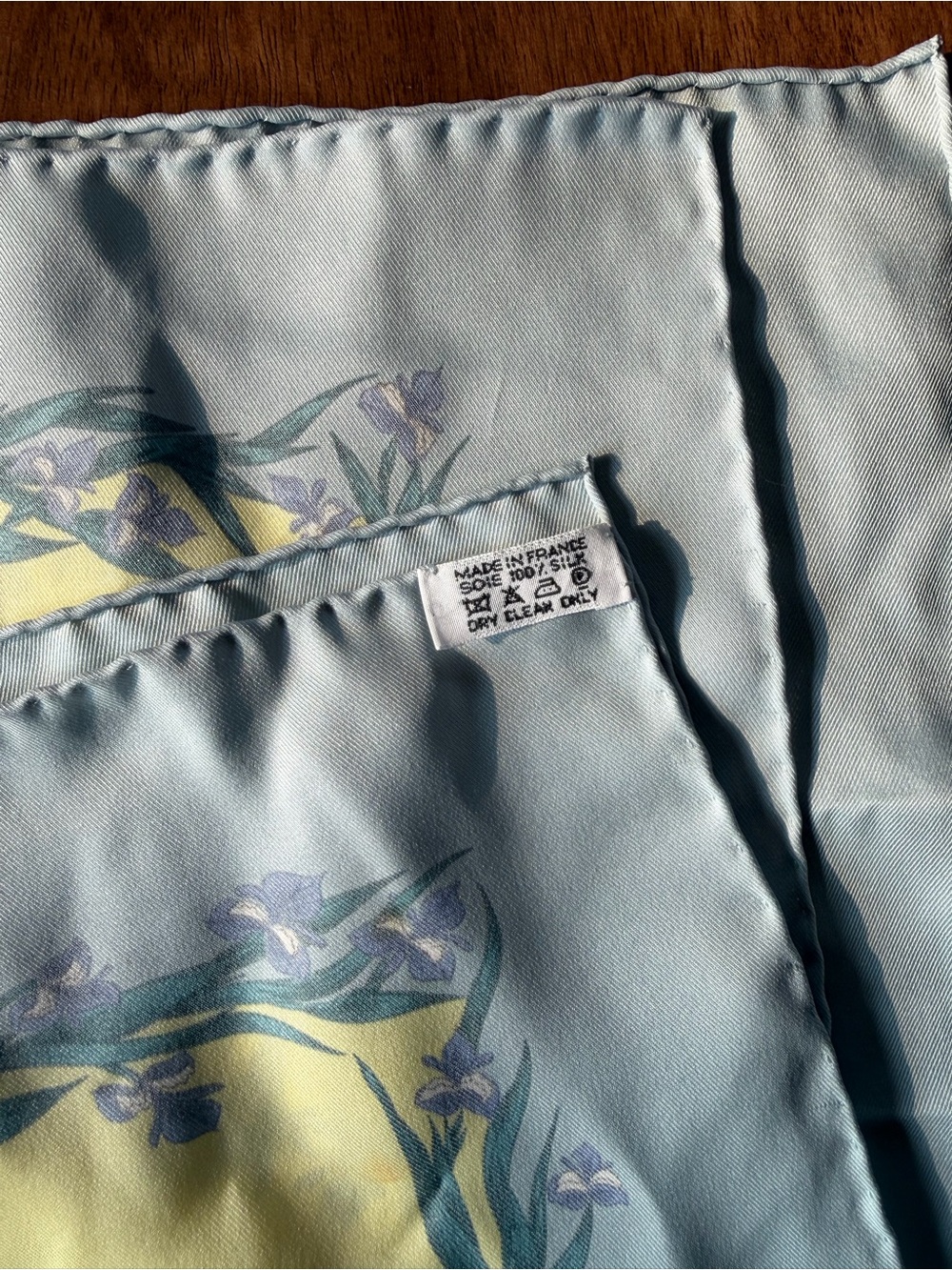 Hermes Cheval Fleuri Carre 70 Silk Scarf - Picture 2 of 3